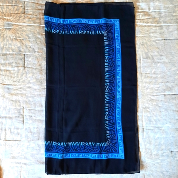 croft & barrow Other - Croft & Barrow swim cover up scarf.